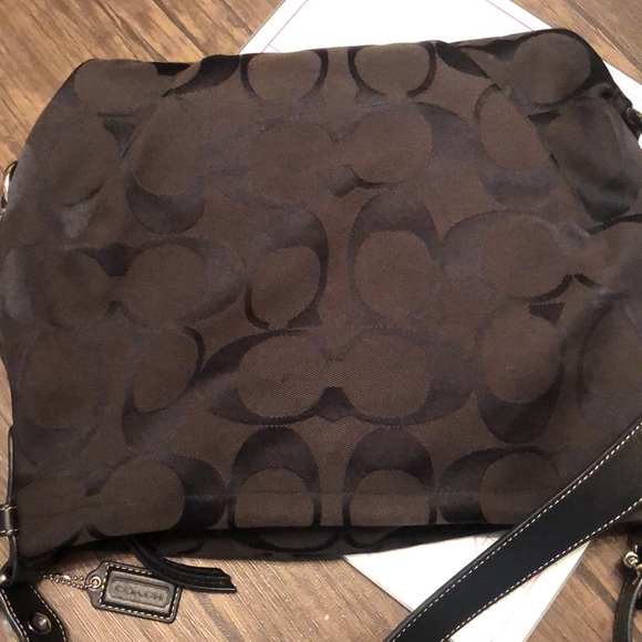 Authentic Coach Signature Duffle Hobo in black - Picture 8 of 13